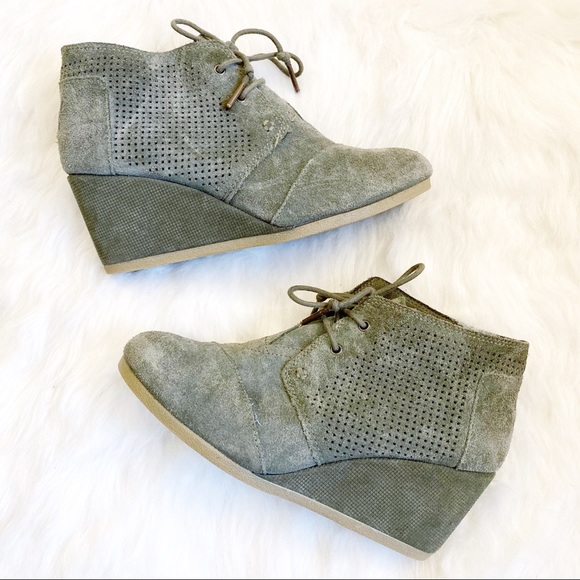 Toms Shoes - NWOT Tom’s Perforated Desert Wedge Bootie in Olive